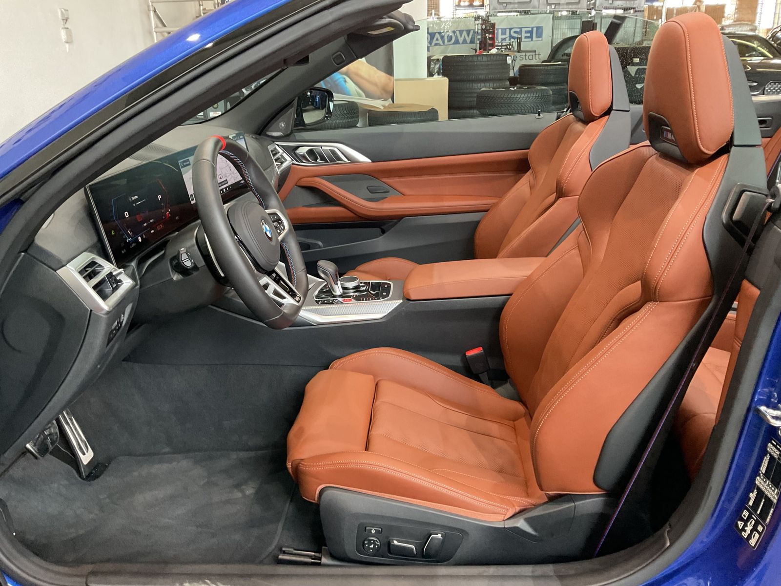 Fahrzeugeinzelansicht 10 Fahrzeugabbildung BMW M4 Competition |Sitzbelüftung |Harman Kardon |Wi