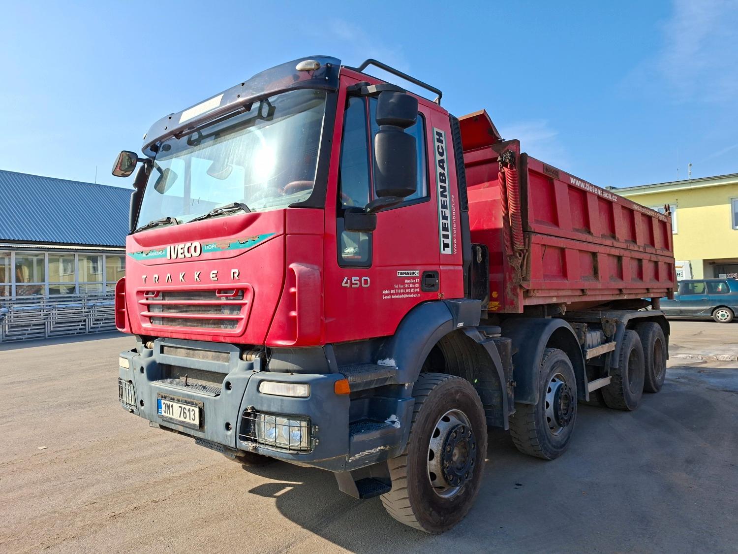 Iveco TRAKKER 450 8X4