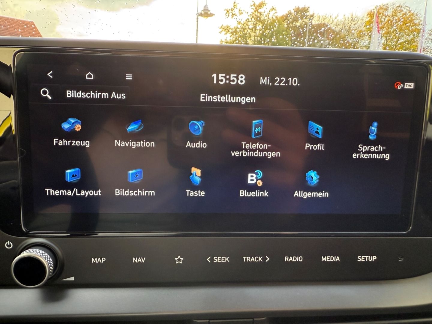 HYUNDAI i20 Select Family Navi Apple CarPlay Android Aut - Image 19