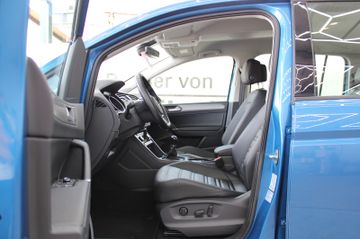 Volkswagen Touran - 4
