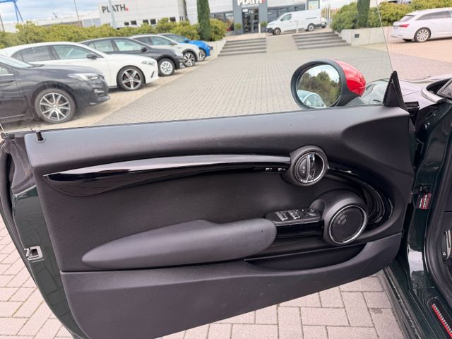 MINI John Cooper Works JOHN_COOPER_WORKS Cabrio