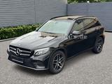 Mercedes-Benz GLC 220 d 4Matic AMG LED Panorama AHK SHZ - mit Diesel-Antrieb: Vollleder, Ambiente-Beleuchtung