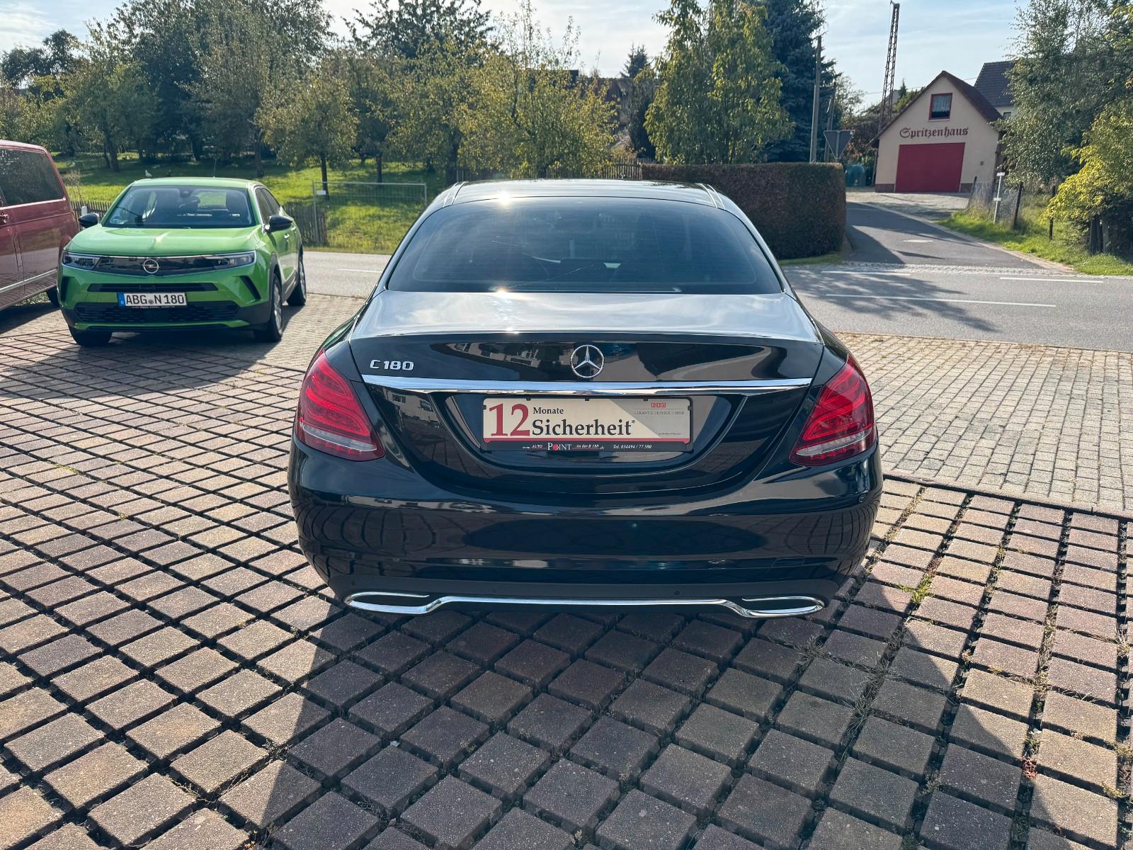 Mercedes-Benz C 180  Limousine Avantgarde mit LED
