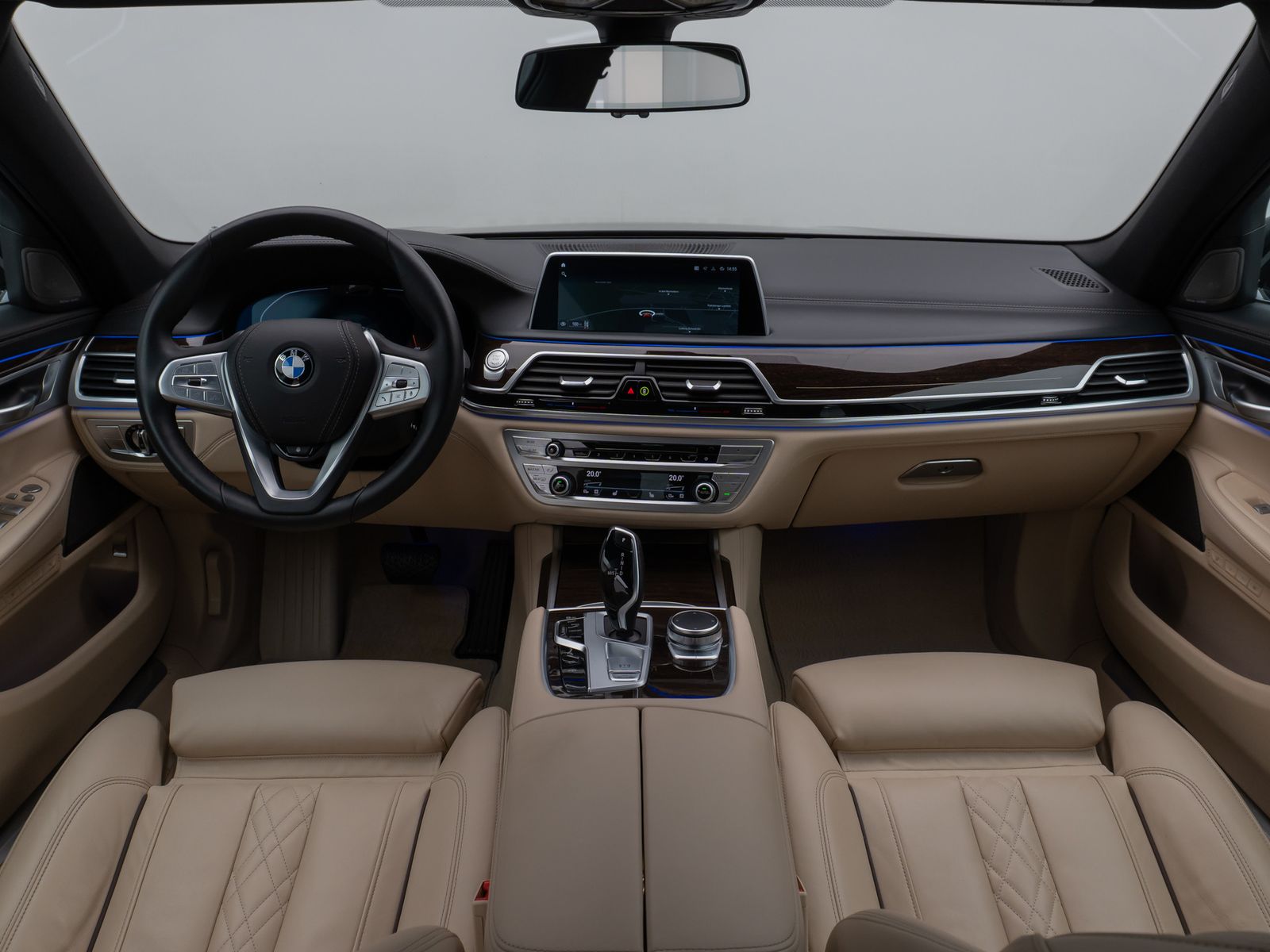 Fahrzeugabbildung BMW 730d xD 360°Laser Massage DAB DisplKey SoftClose