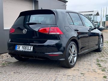 Volkswagen Golf - 7