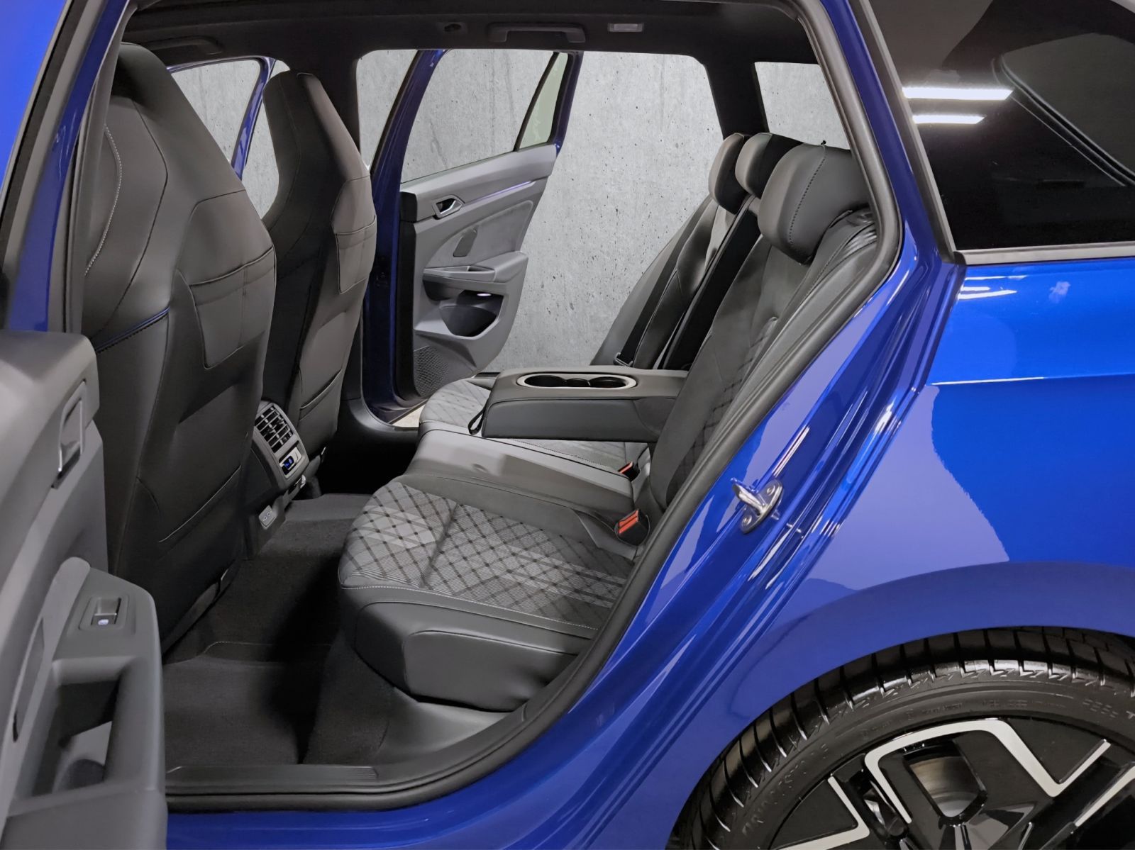 Volkswagen Golf - Bild 13