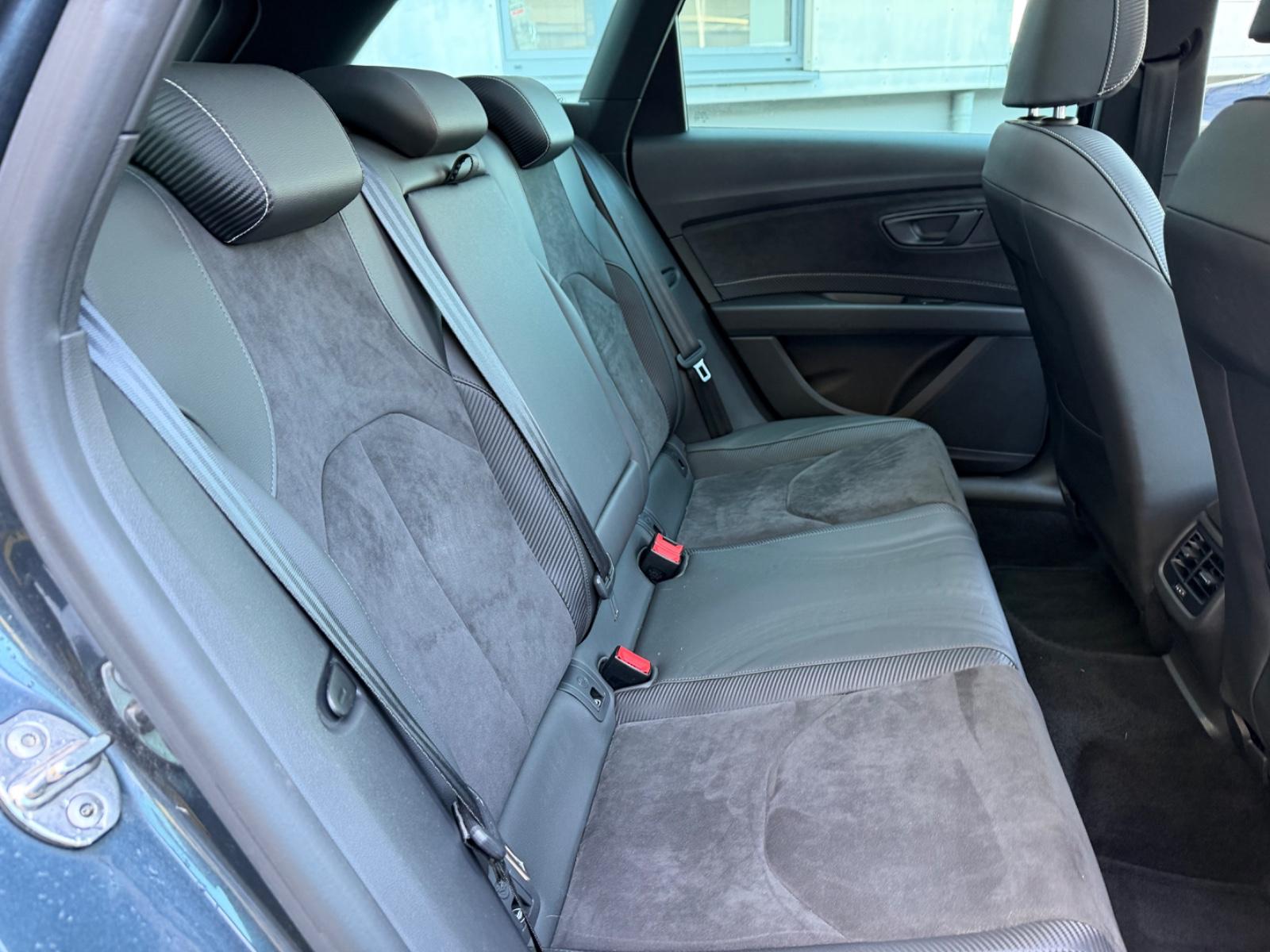 SEAT Leon ST Cupra 300 4Drive LEDER/NAVI/PANO/SHZ/AHK, миниатюра 26