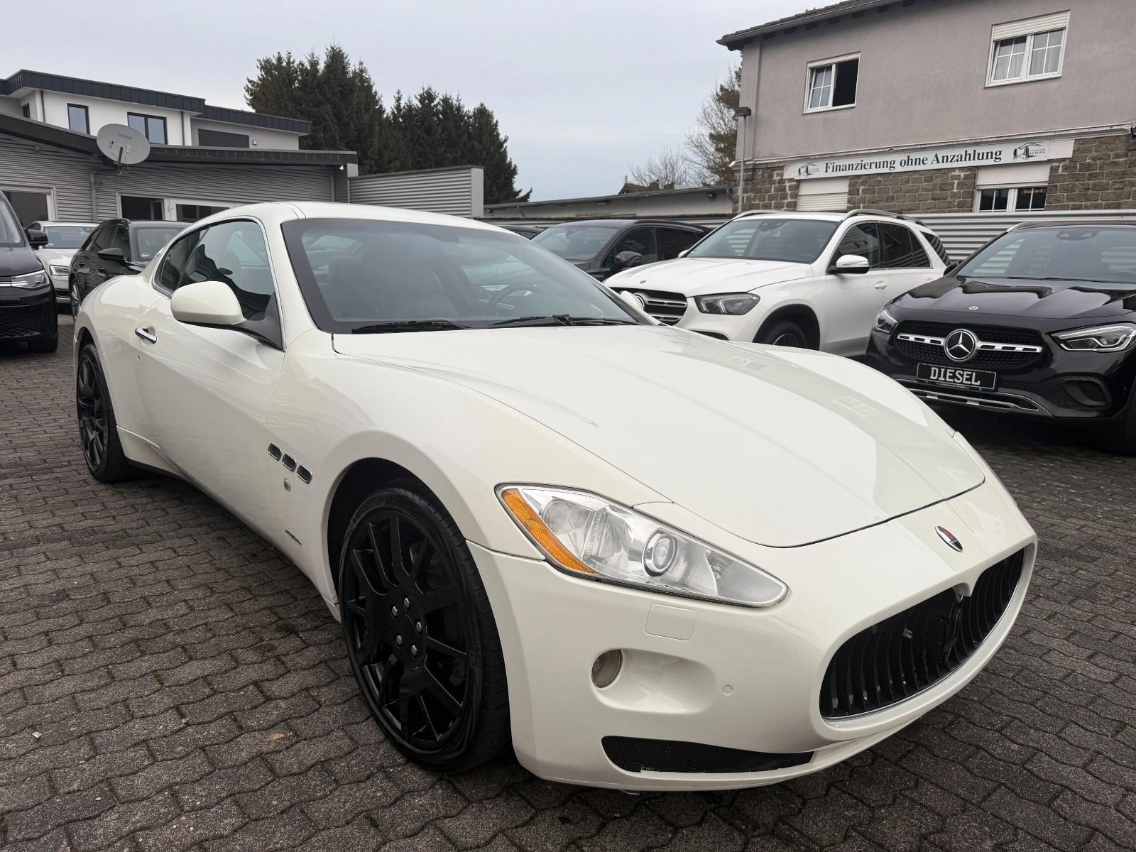 MASERATI GRANTURISMO - 4,2 - 405 CV - XENON - BVA - ALCANTARA