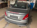 Peugeot 207 CC 1,6 Cabrio 120 PS - Peugeot 207: 1.6