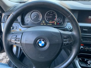 BMW 520 - 11