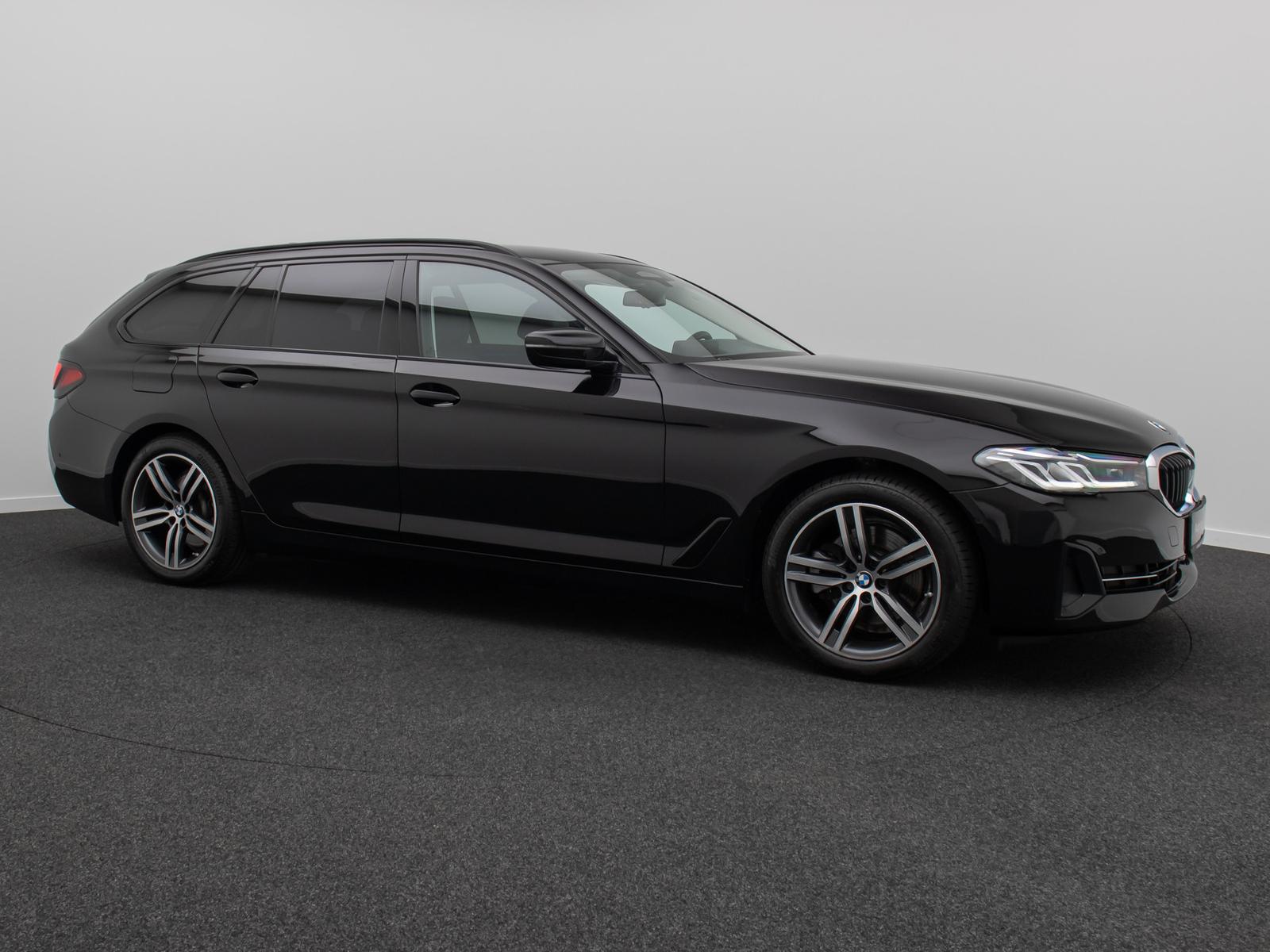 BMW 520 d xD Individual Sport HUD DAB Komfort Laser, миниатюра 4