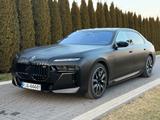 BMW M760 Baureihe 7 Lim M760 e xDrive - gebrauchte BMW M760 aus dem Jahr 2024