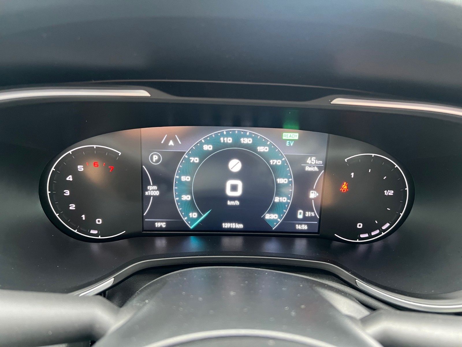 Fahrzeugabbildung Fiat Tipo Cross