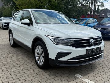 Volkswagen Tiguan - 3