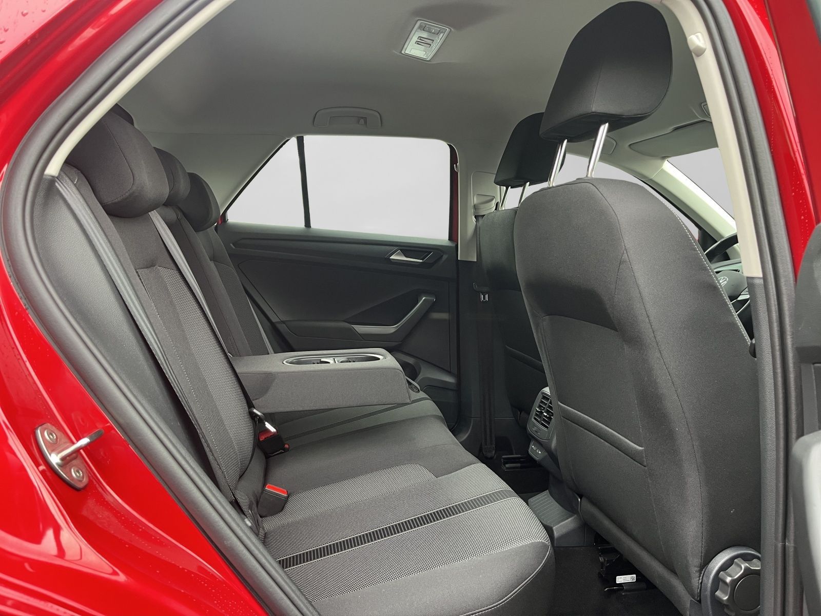 Volkswagen T-Roc - Bild 7