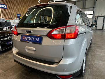 Ford Grand C-MAX Titanium *Pano*Navi*7Sitzer*