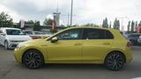 Volkswagen Golf VIII 1.5 TSI Life LED Navi Sitzheizung USB - : Gelb