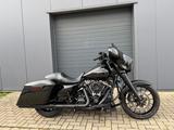 Harley-Davidson FLHXS Street Glide Special 114  ABS GTS Garantie - Motorräder in Hannover