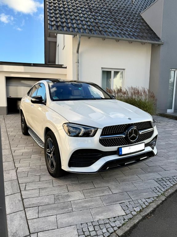 Image of Mercedes-Benz GLE 400
