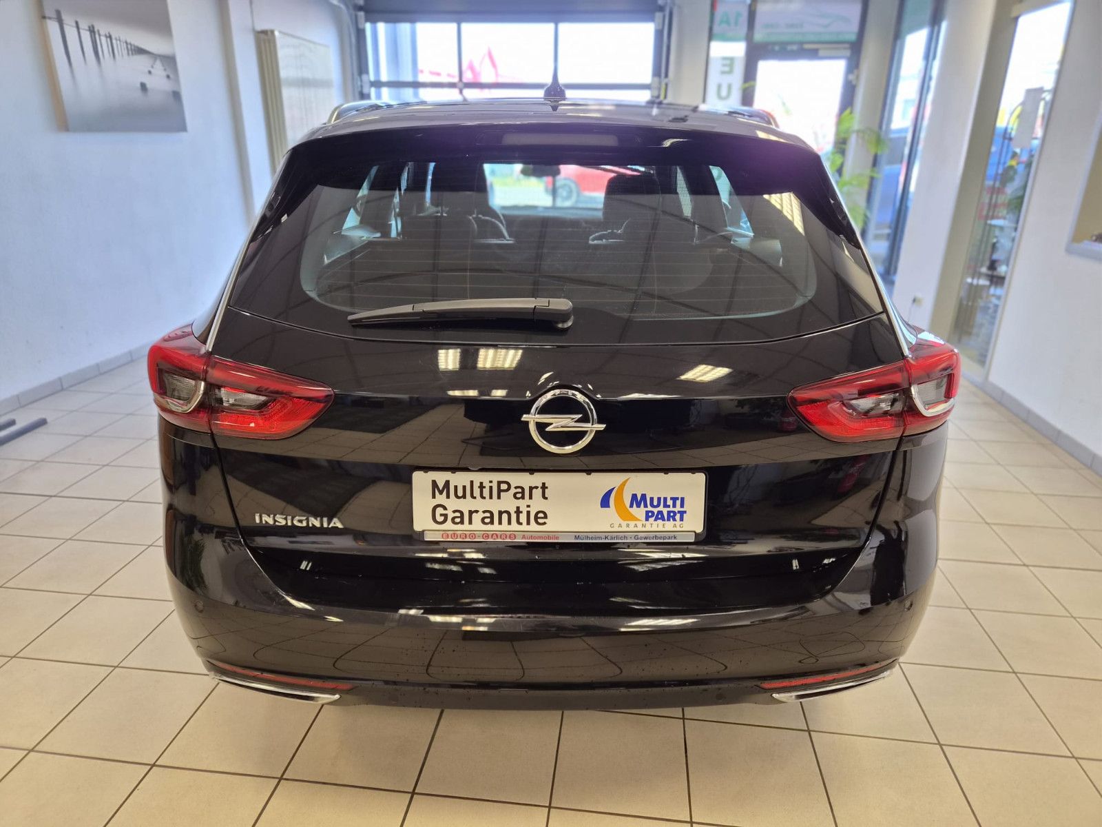 Fahrzeugabbildung Opel Insignia B Sports Tourer Elegance / ERGOSITZ /