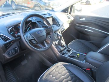Ford Kuga Vignale Autom.+ AHK + Allrad + Navi