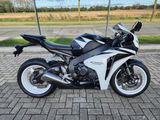 Honda CBR 1000 RR FIRE BLADE SC59 + HELM - HONDA CBR 1000 SC59
