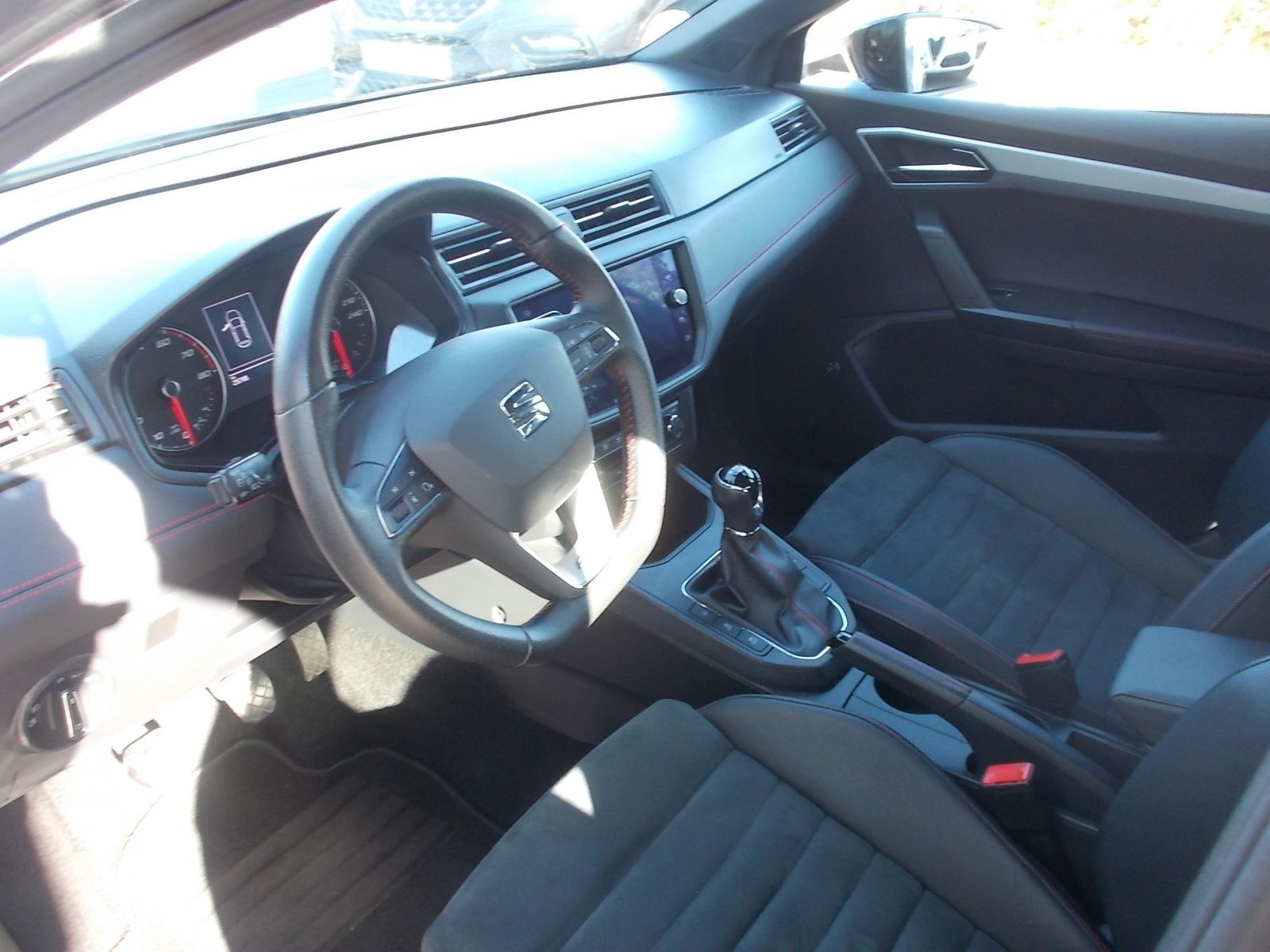 Fahrzeugabbildung SEAT Ibiza FR 1.0 TSI + LED + Beats Audio