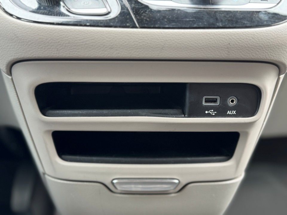 Fahrzeugabbildung Chrysler Pacifica 3.6 LX Kamera PDC unfallfrei erste Hand