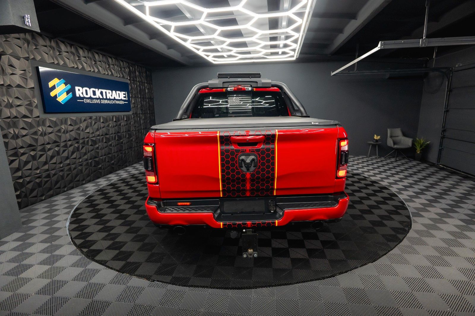 Fahrzeugabbildung Dodge RAM 5.7 V8 HEMI 4x4 LARAMIE LPG Offroad-Bodylift