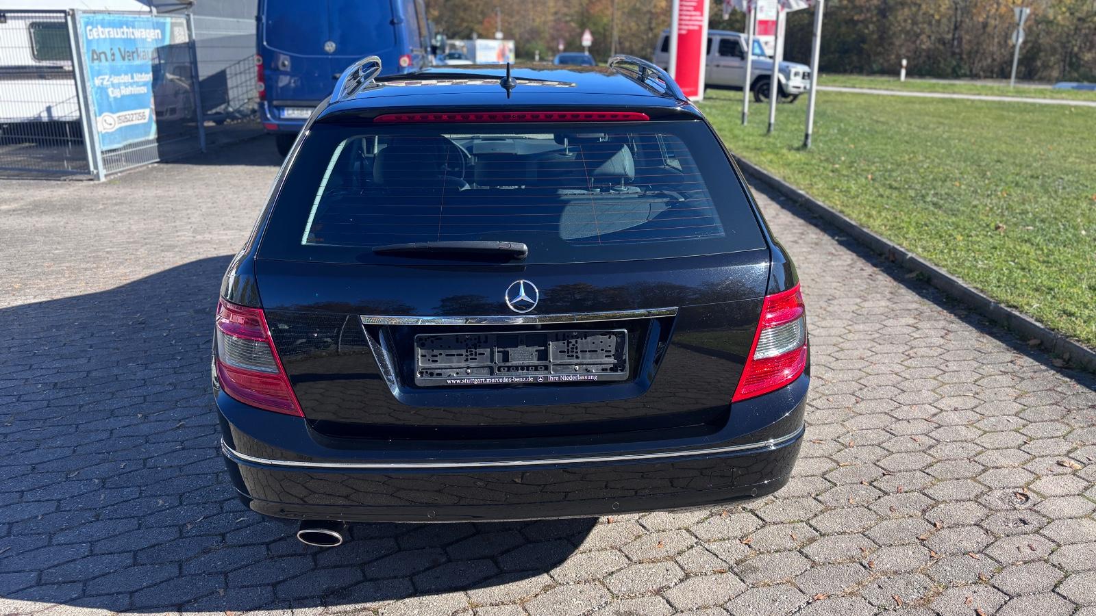 Mercedes-Benz C200 2009 — engine 1.796 cm³, 184 HP (135kW)