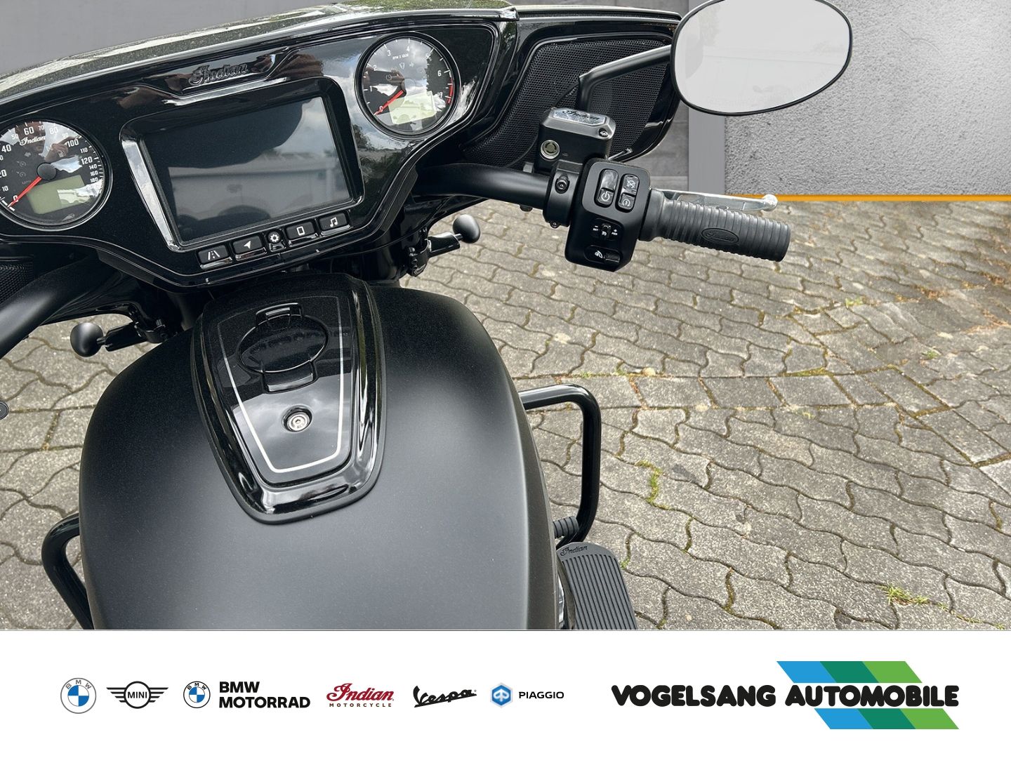 Fahrzeugabbildung Indian Chieftain Powerplus Dark Horse Jekill & Hyde, Si