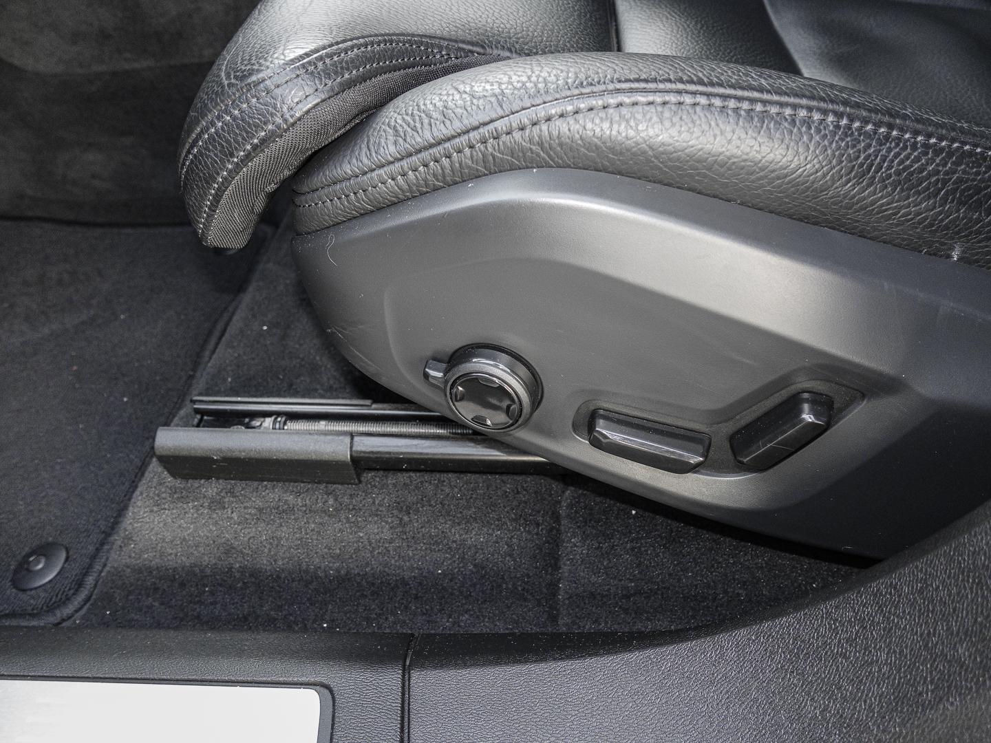 Volvo XC60 Core 2WD B4 Benzin EU6d Digitales Cockpit M
