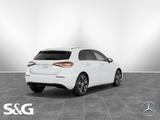 Mercedes-Benz A 180 TOTWINKEL+KAMERA+KEYLESS+SPURHALTE+LED+18" - Mercedes-Benz A 180 in Karlsruhe