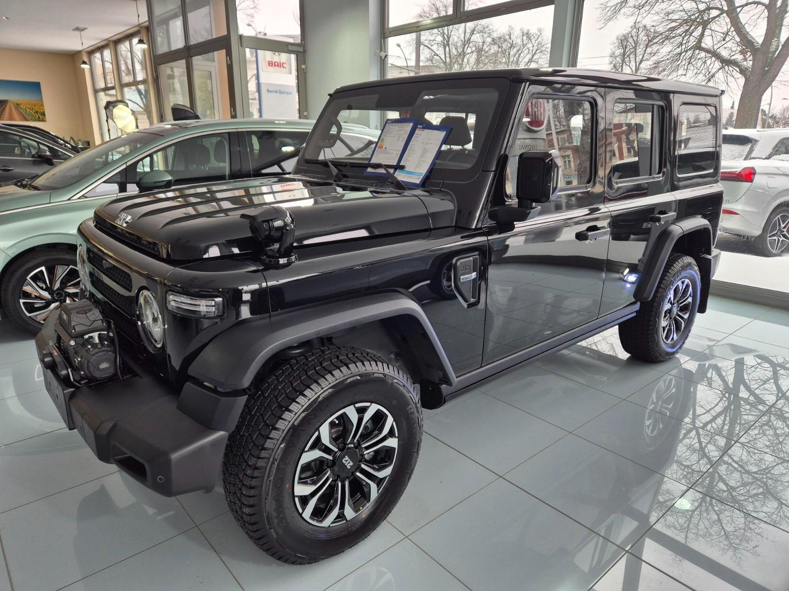 BAW 212 NEU! Lagerfahrzeug Offroader Seilwinde