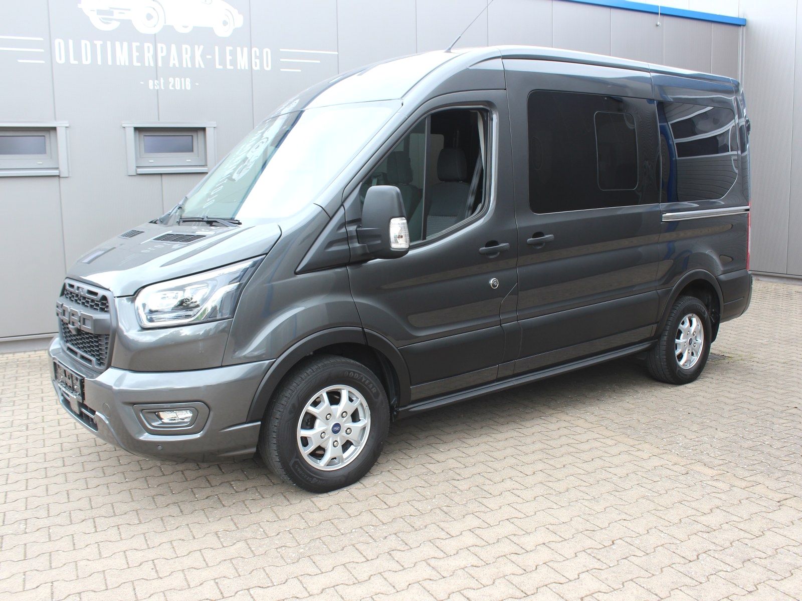 Fahrzeugabbildung Ford Transit 330 L2 Trend 2,0 TDCi DPF Mild-Hybrid