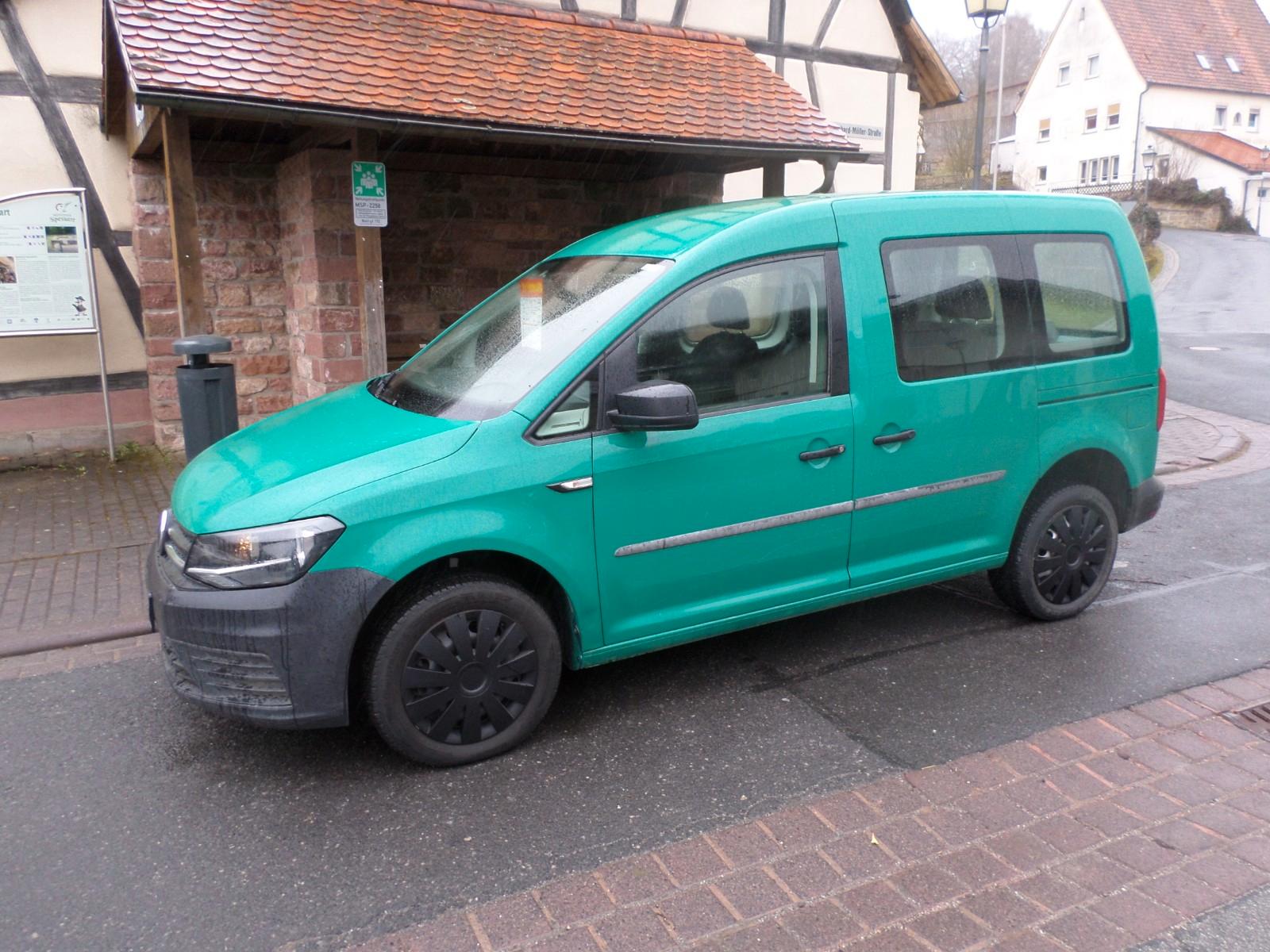 Volkswagen Caddy PKW  BMT 4Motion Clima AHK Winterpaket E 6