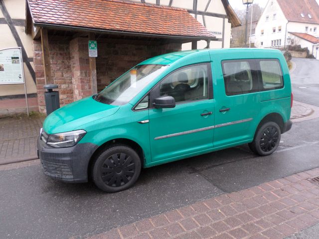 VW Caddy PKW  BMT 4Motion Clima AHK Winterpaket E 6