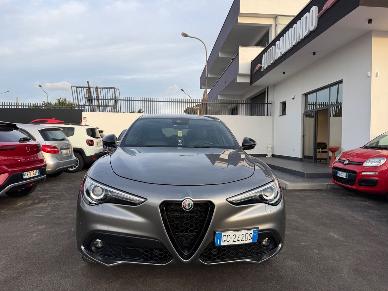 Alfa Romeo Stelvio 2.2 Turbodiesel 210 CV AT8 Q4 imagem 2