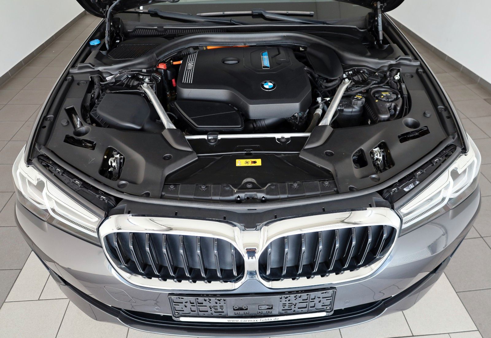 Fahrzeugabbildung BMW 530e Leder,Navi,LED,SpSi,SH,Kamera,Parkassist.