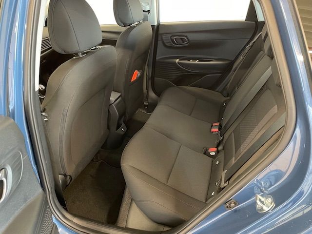 Fahrzeugabbildung Hyundai i20 Trend VerkehrszeichenERK Kamera Navi DAB