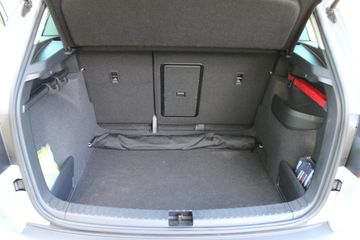 Bild 13 Skoda Karoq 2.0 TDI DSG Ambition Navi App Pano PDC DAB