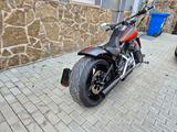 Harley-Davidson Breakout FXSB 103 Screaming Eagle Custom - HARLEY-DAVIDSON BENZIN CHOPPER FXS