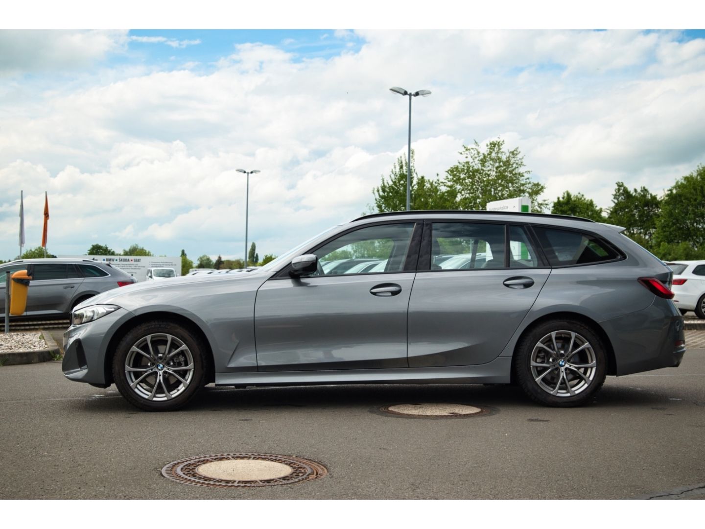 BMW 318 d Touring Navi LED ACC SHz DAB Apple CP foto 5