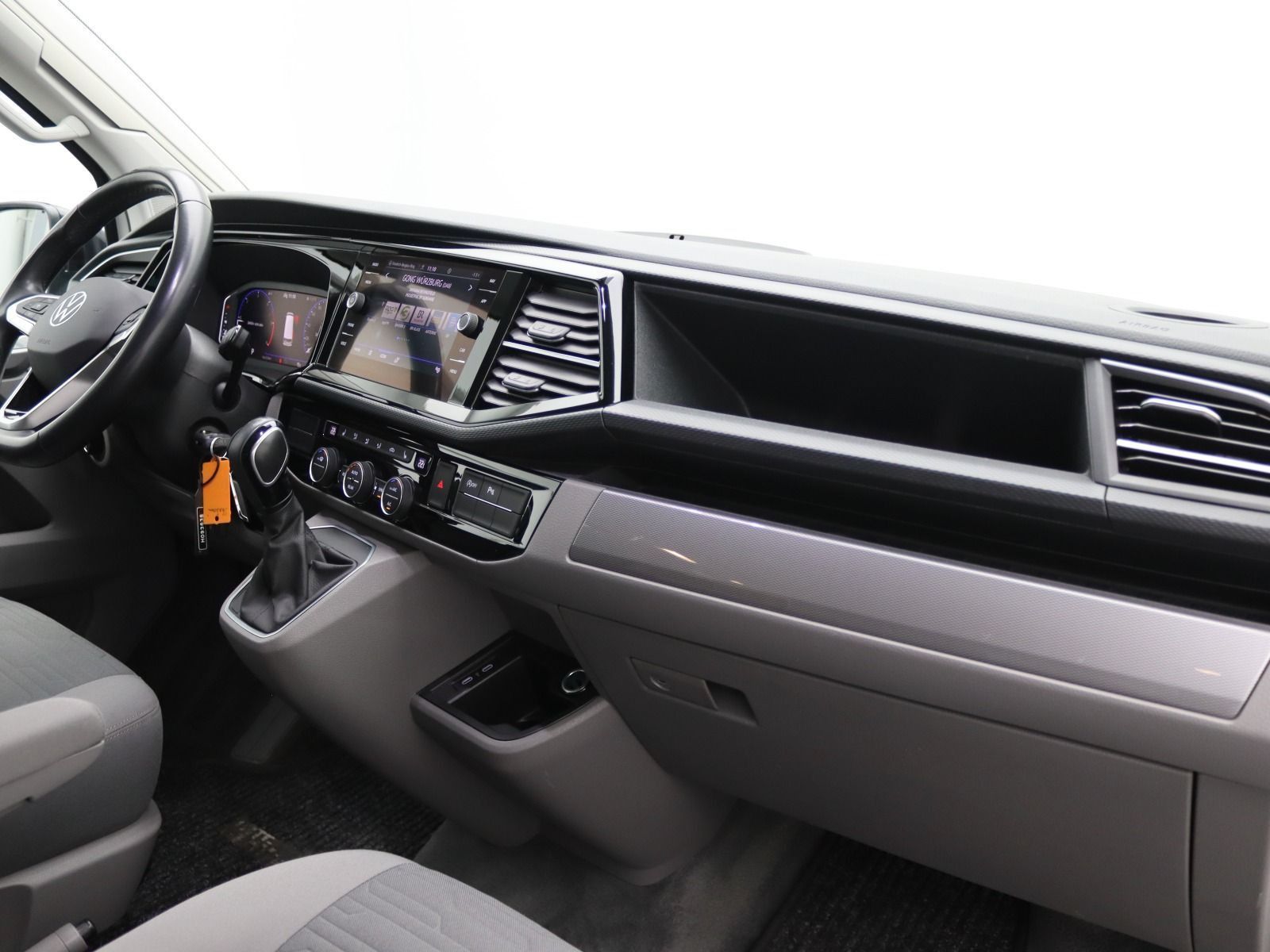 Volkswagen T6 California - Bild 13