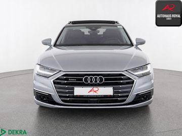 Audi A8 - 8