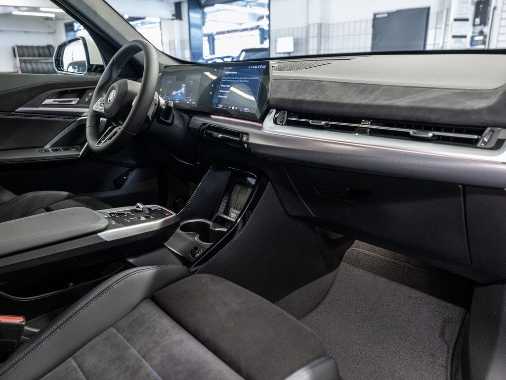 BMW iX1 - Bild 8