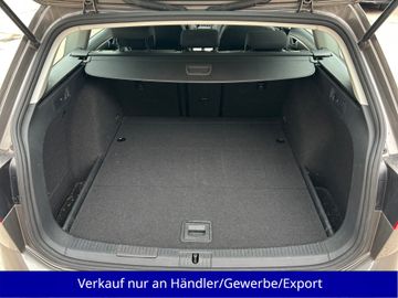 Volkswagen Golf - 8