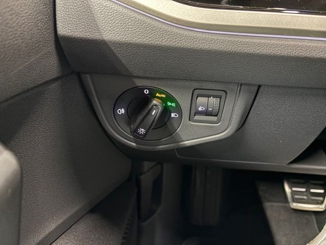 Taigo Move 1.0 TSI DSG LED TRAVEL ACC RFK SHZ