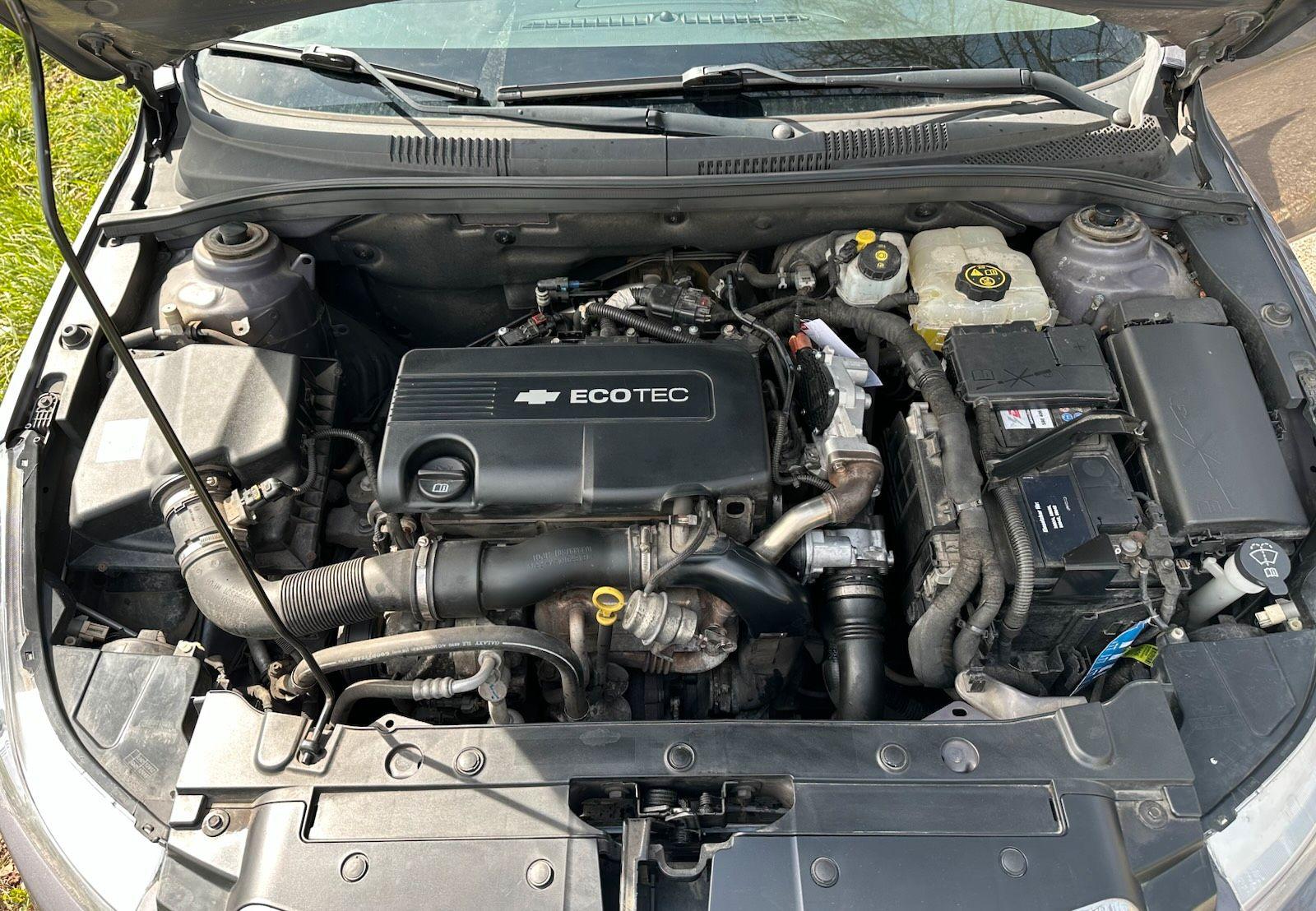 Chevrolet Cruze 2012 — photo 11