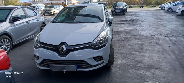 Renault CLIO IV 0.9 TCE - 90